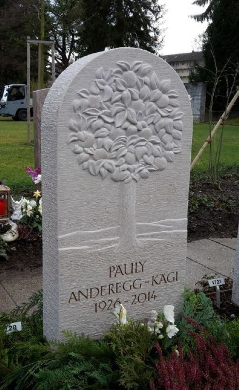 Apfelbaum Relief COMBLANCHIEN