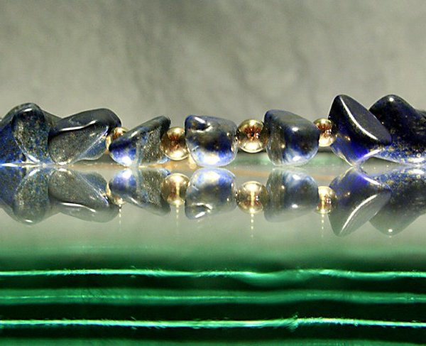 Collier: Lapislazuli-Detail