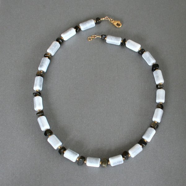 Collier: Marmor und Goldobsidian