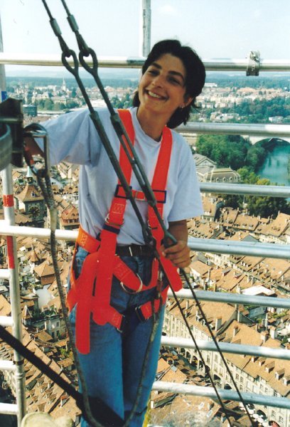 auf der Kreuzblume des Berner Münsterspitzes
